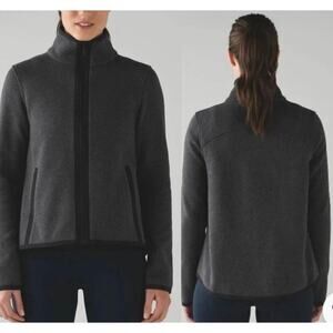 Lululemon Athletica It's Fleecing Cold Jacket Size 10 Gray Black Full Zip